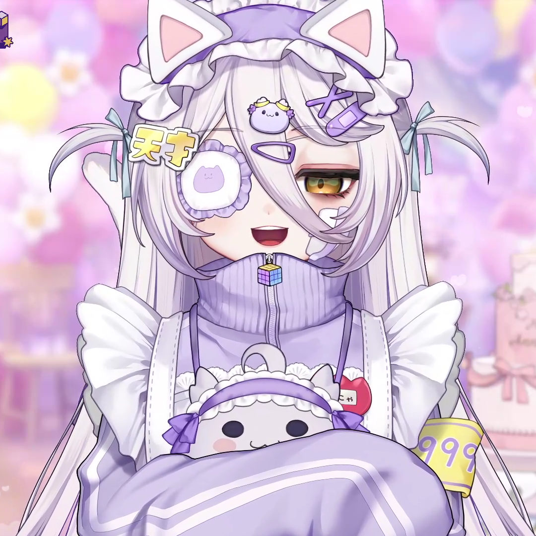 Holding Chat Neko